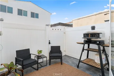 $3,299,950 | 315 Lugonia Street, Newport Beach, CA 92663