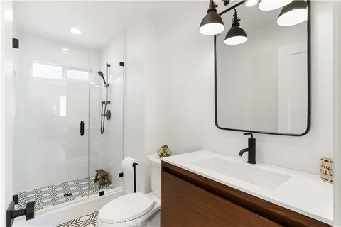 $3,299,950 | 315 Lugonia Street, Newport Beach, CA 92663