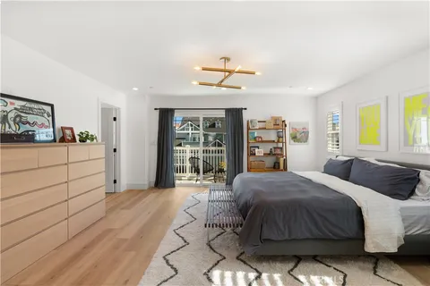 $3,299,950 | 315 Lugonia Street, Newport Beach, CA 92663