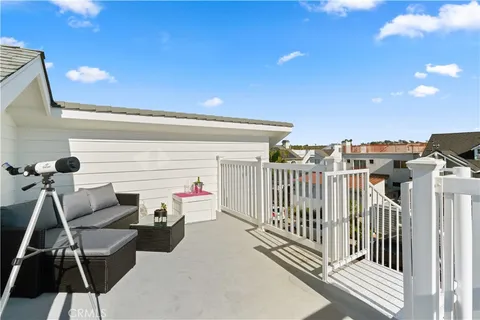 $3,299,950 | 315 Lugonia Street, Newport Beach, CA 92663