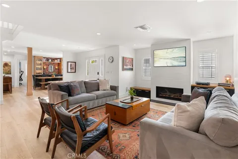 $3,299,950 | 315 Lugonia Street, Newport Beach, CA 92663