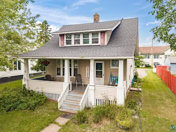 $249,900 | 427 12th Avenue, Two Harbors, MN 55616