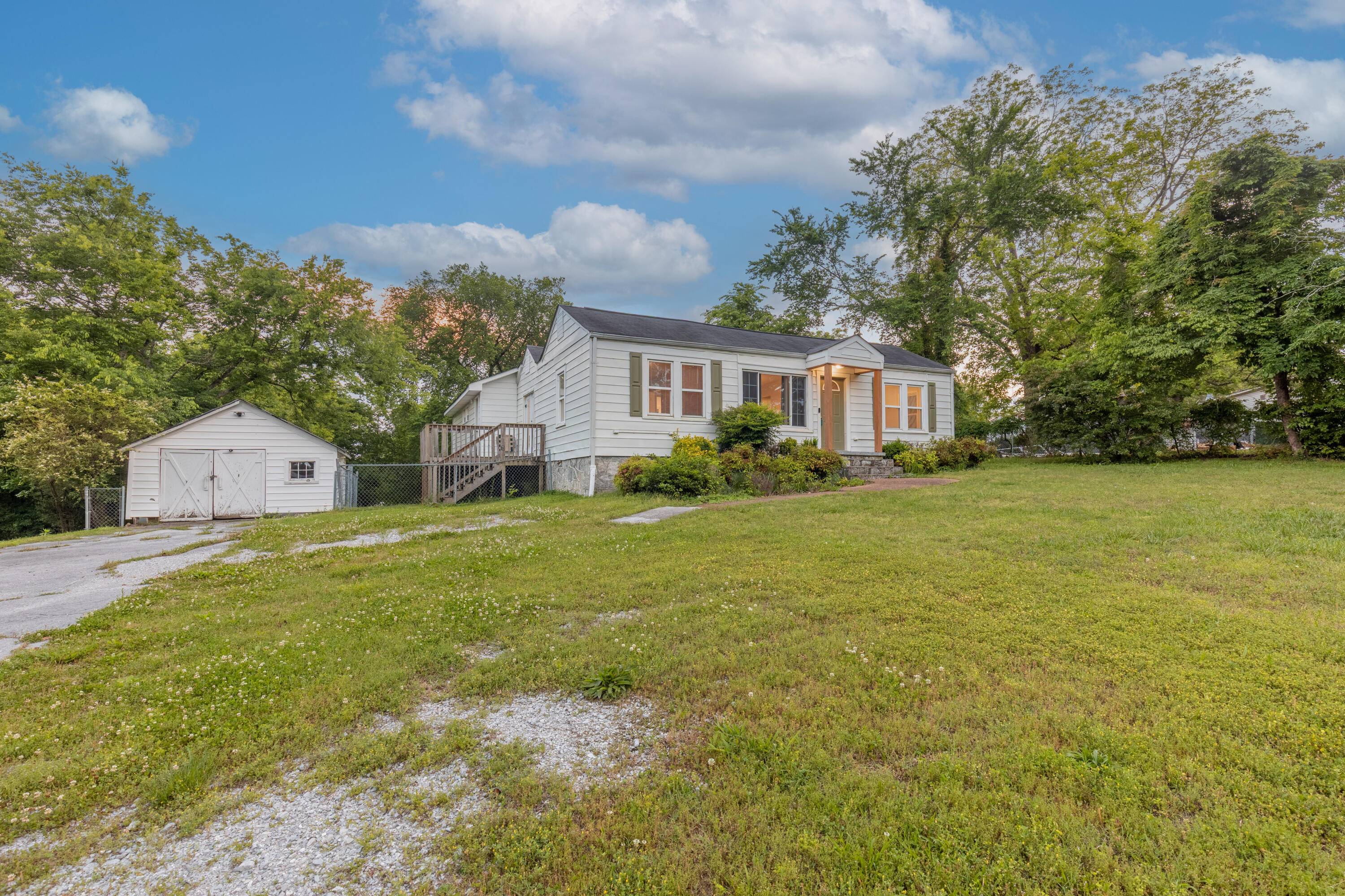660 Claire Street Rossville, GA 30741 - Photo 6 of 25 Claire-6