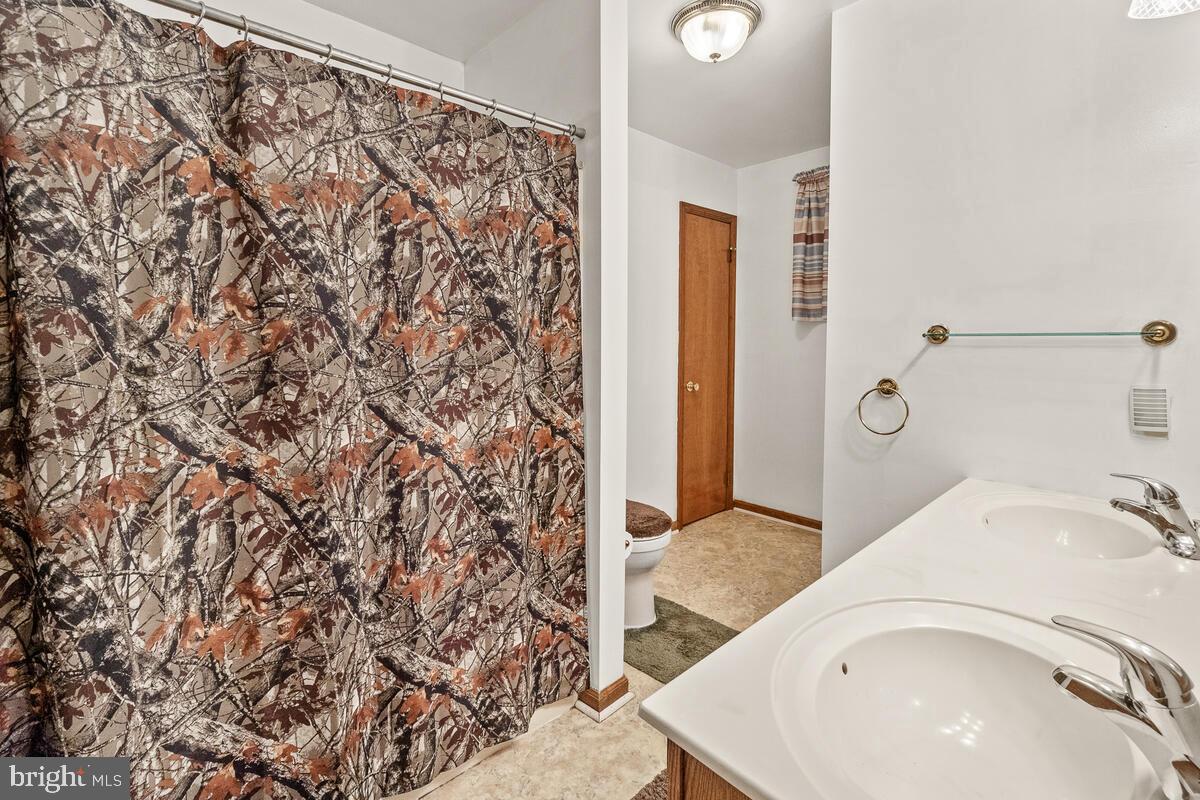 10327 Clark Road Myersville, MD 21773 - Photo 25 of 49 Gallery Image 25