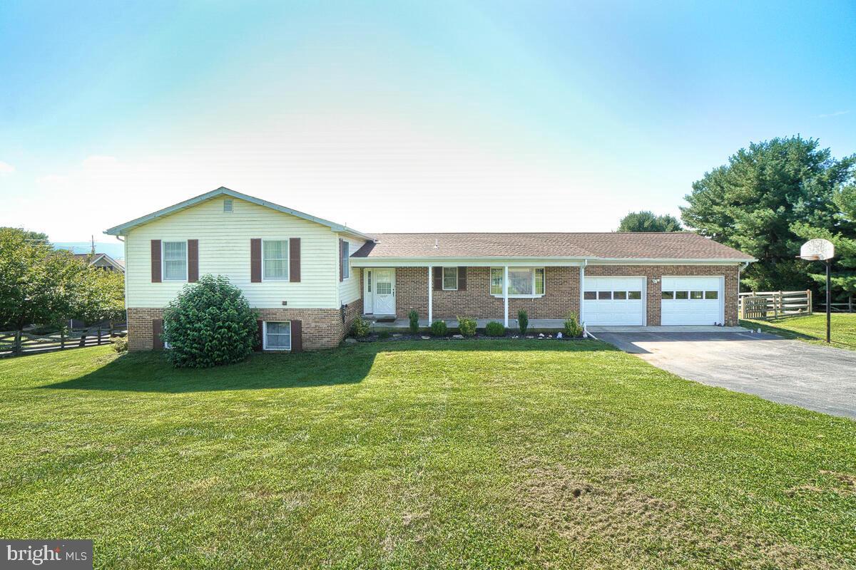 10327 Clark Road Myersville, MD 21773 - Photo 3 of 49 Gallery Image 3