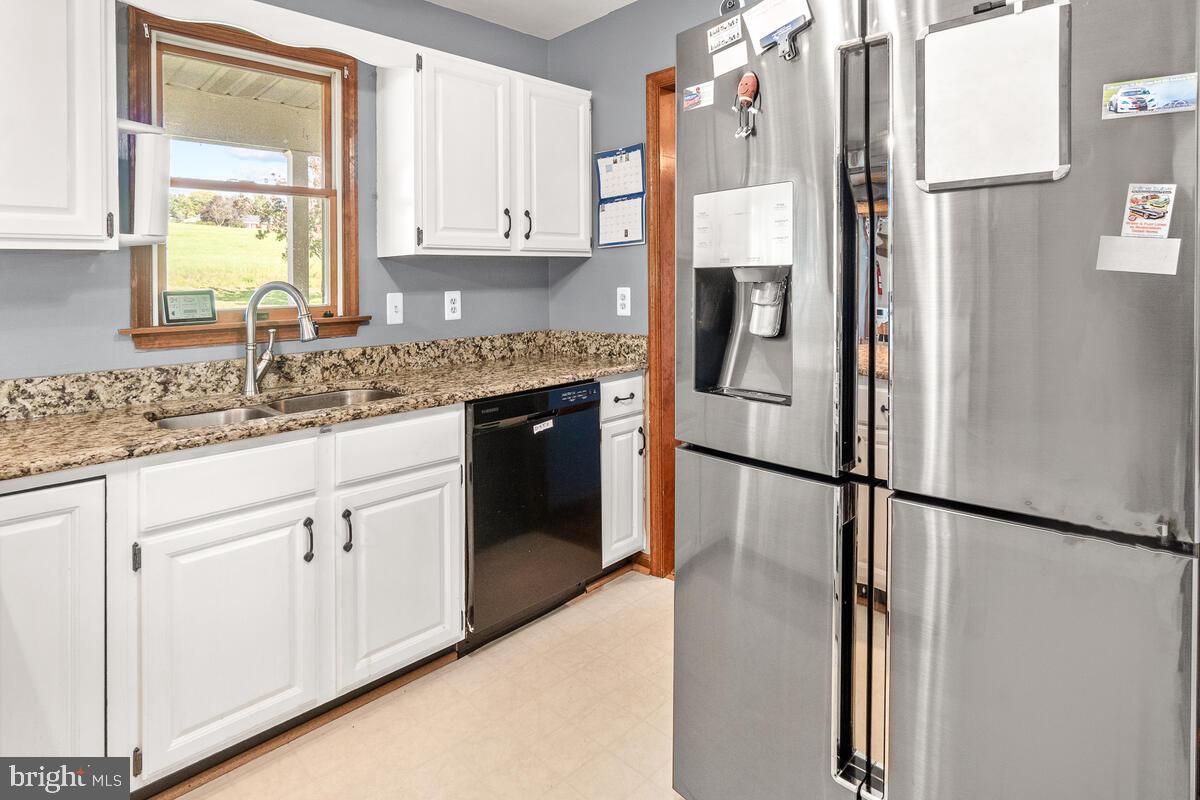 10327 Clark Road Myersville, MD 21773 - Photo 9 of 49 Gallery Image 9