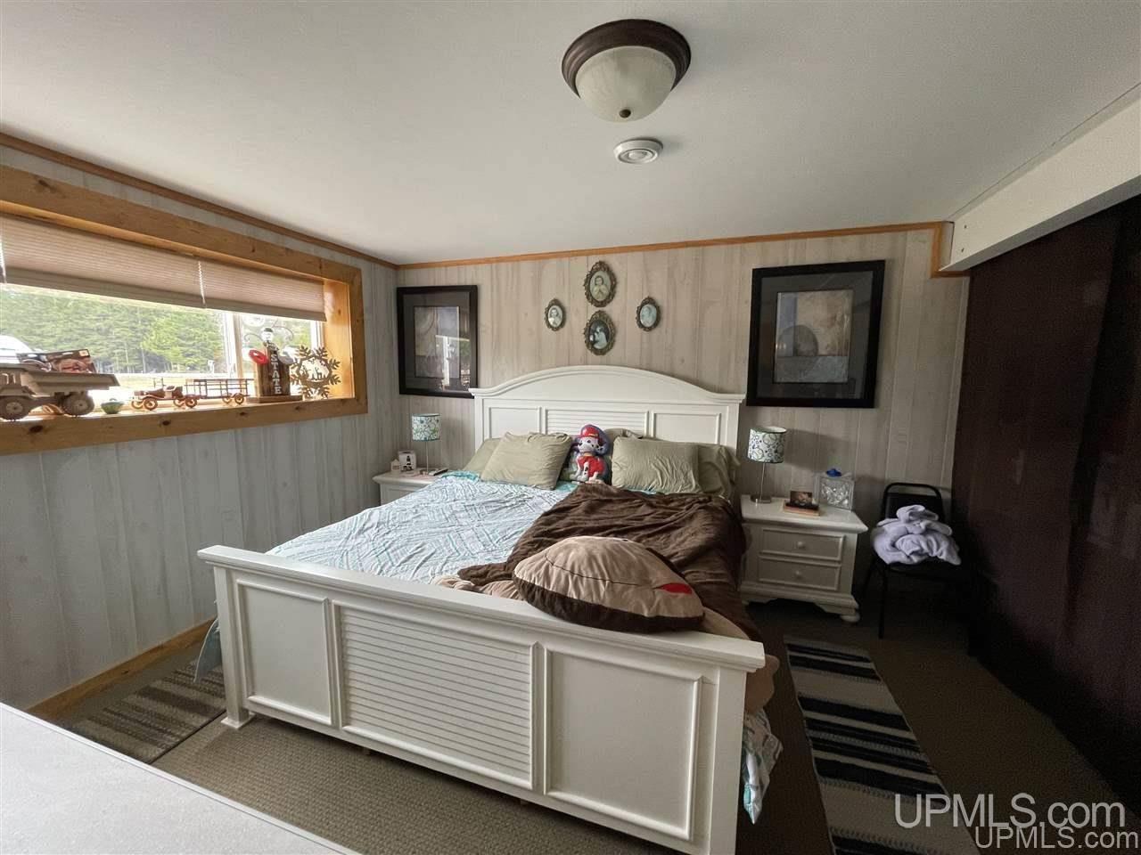 1109N Town Line Road Gulliver, MI 49840 - Photo 13 of 35