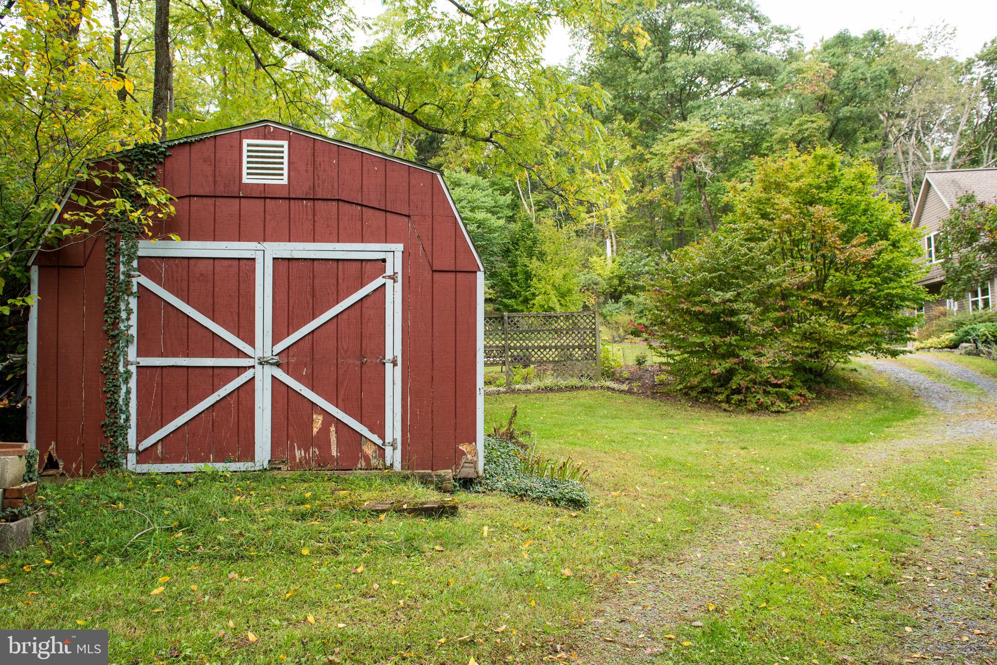 73 Woods Road Klingerstown, PA 17941 - Photo 18 of 73 Gallery Image 18