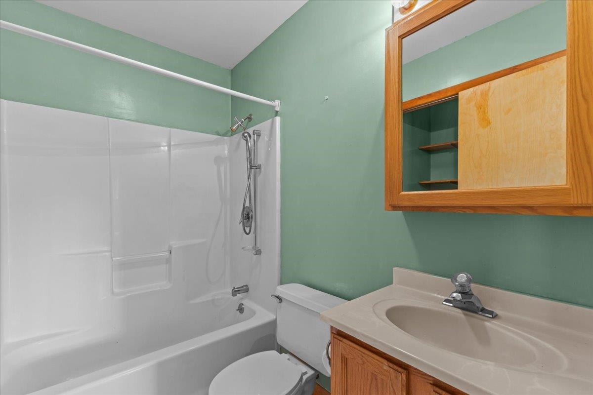 1992 West Hill Road Stowe, VT 05672 - Photo 20 of 39