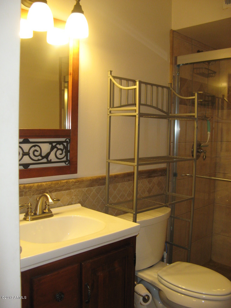 2630 East Cactus Road Phoenix, AZ 85032 - Photo 14 of 40 Raab 025
