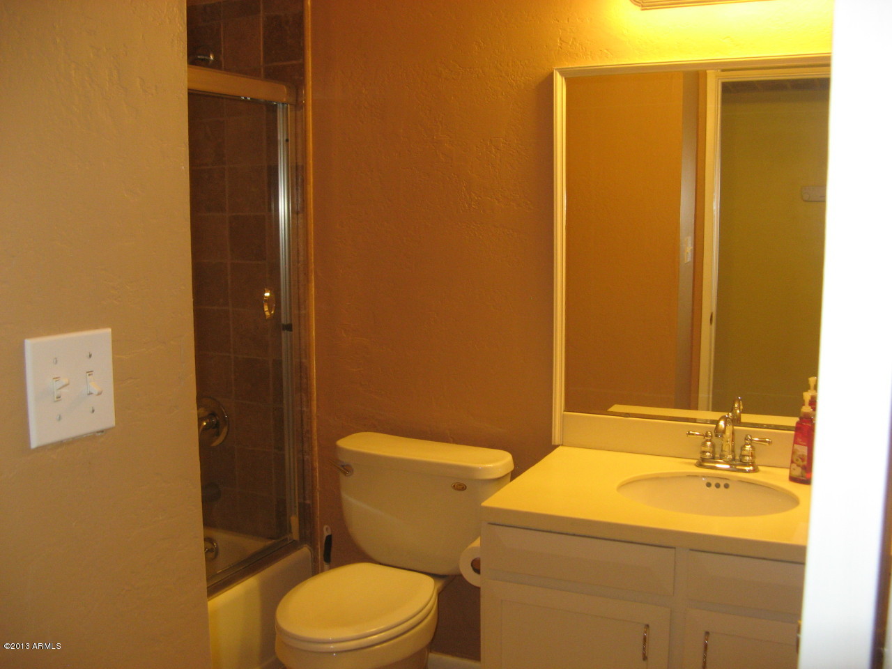 2630 East Cactus Road Phoenix, AZ 85032 - Photo 6 of 40 Raab 015