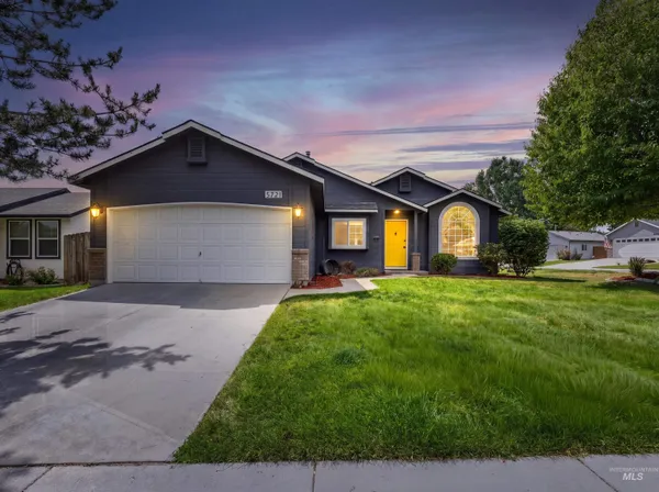 $450,000 | 5721 South Olearia Place, Boise, ID 83716