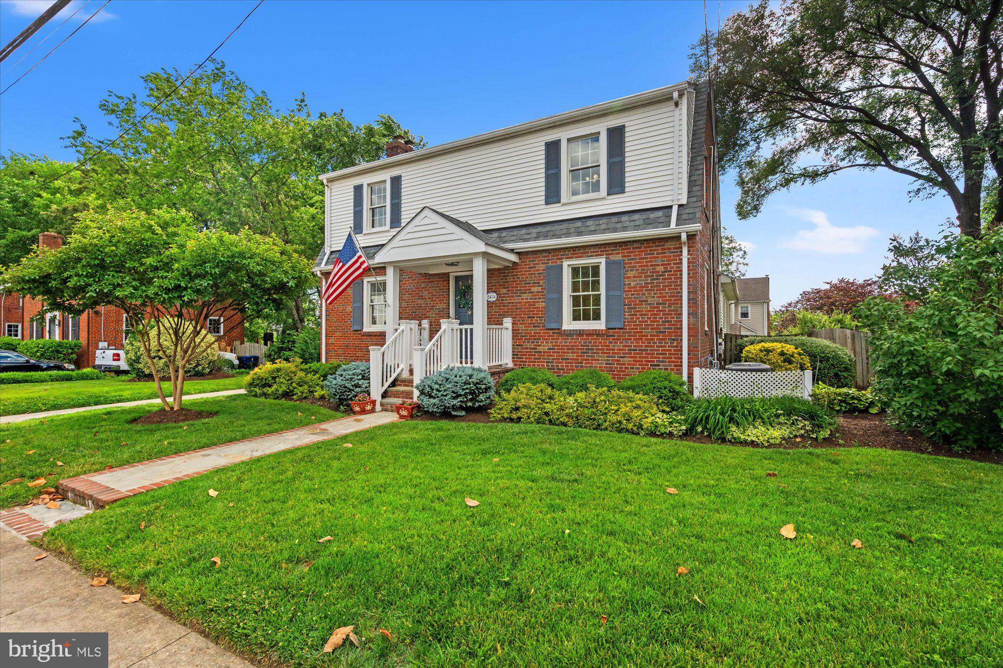 2434 Cameron Mills Road Alexandria, VA 22302 - Photo 2 of 51