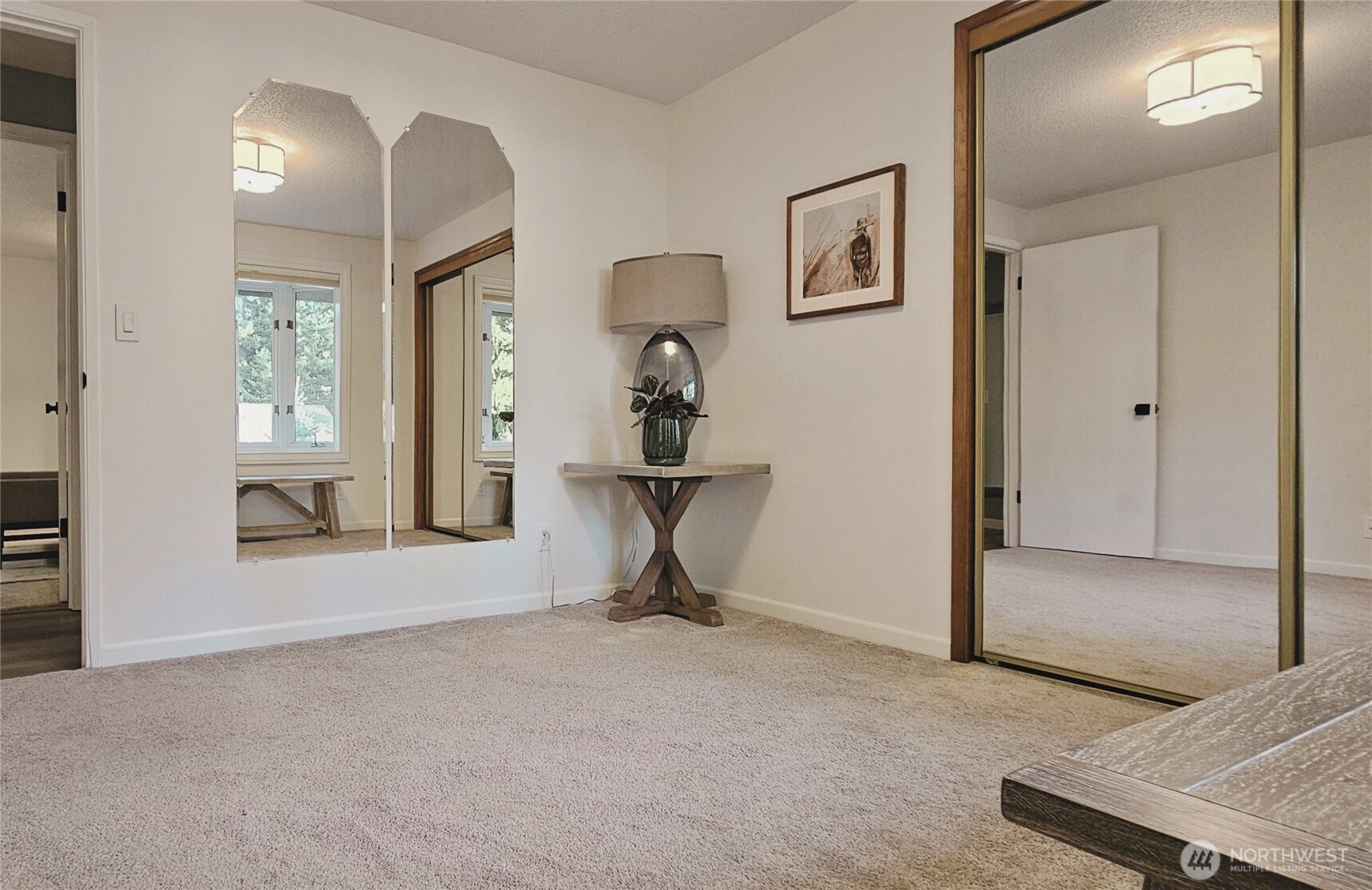 2625 Southwest 320th Place Federal Way, WA 98023 - Photo 24 of 39 a view of a livingroom with a staircase