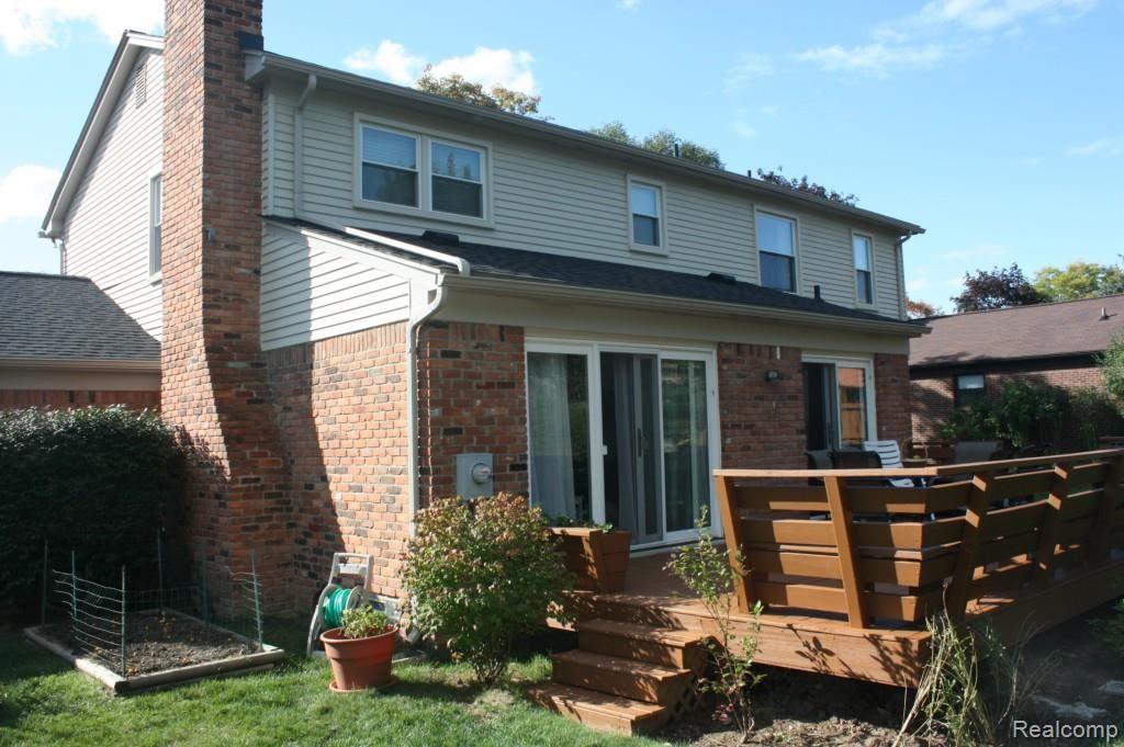 25260 Rutledge Crossing Farmington, MI 48335 - Photo 35 of 37 IMG_8730.jpg