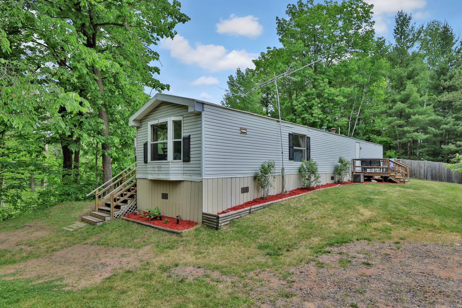16167 Sunnyside Road Pine City, MN 55063 - Photo 3 of 39