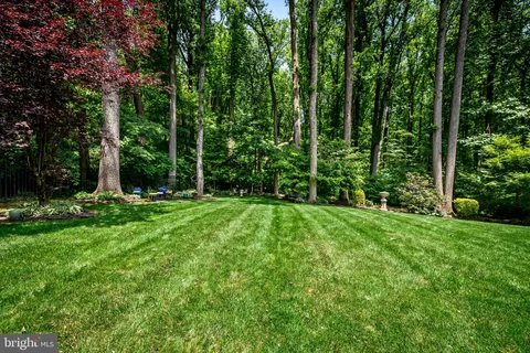 $939,000 | 18 Wesley Woods Court, Kingsville, MD 21087