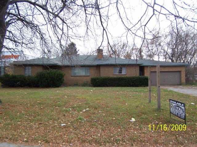 915 East Ridge Road Irondequoit, NY 14621 - Photo 1 of 1 Exterior Front