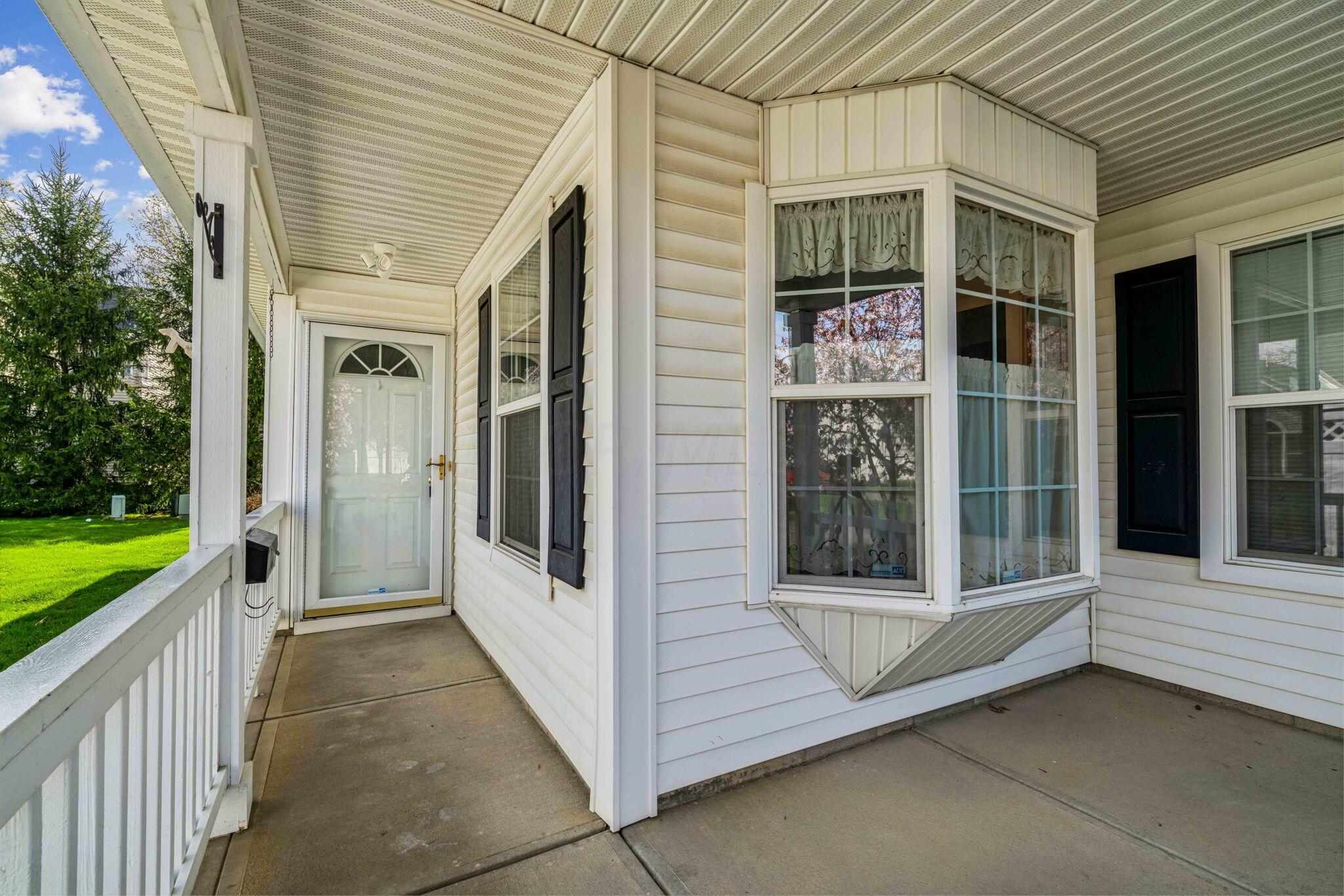 514 Straiton Square Westerville, OH 43082 - Photo 4 of 25 Welcome to 514 Straiton Square!