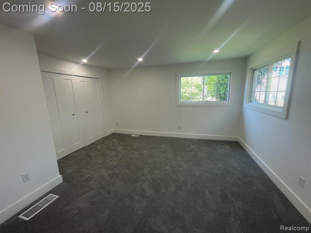 1722 Columbia Road Berkley, MI 48072 - Photo 23 of 30