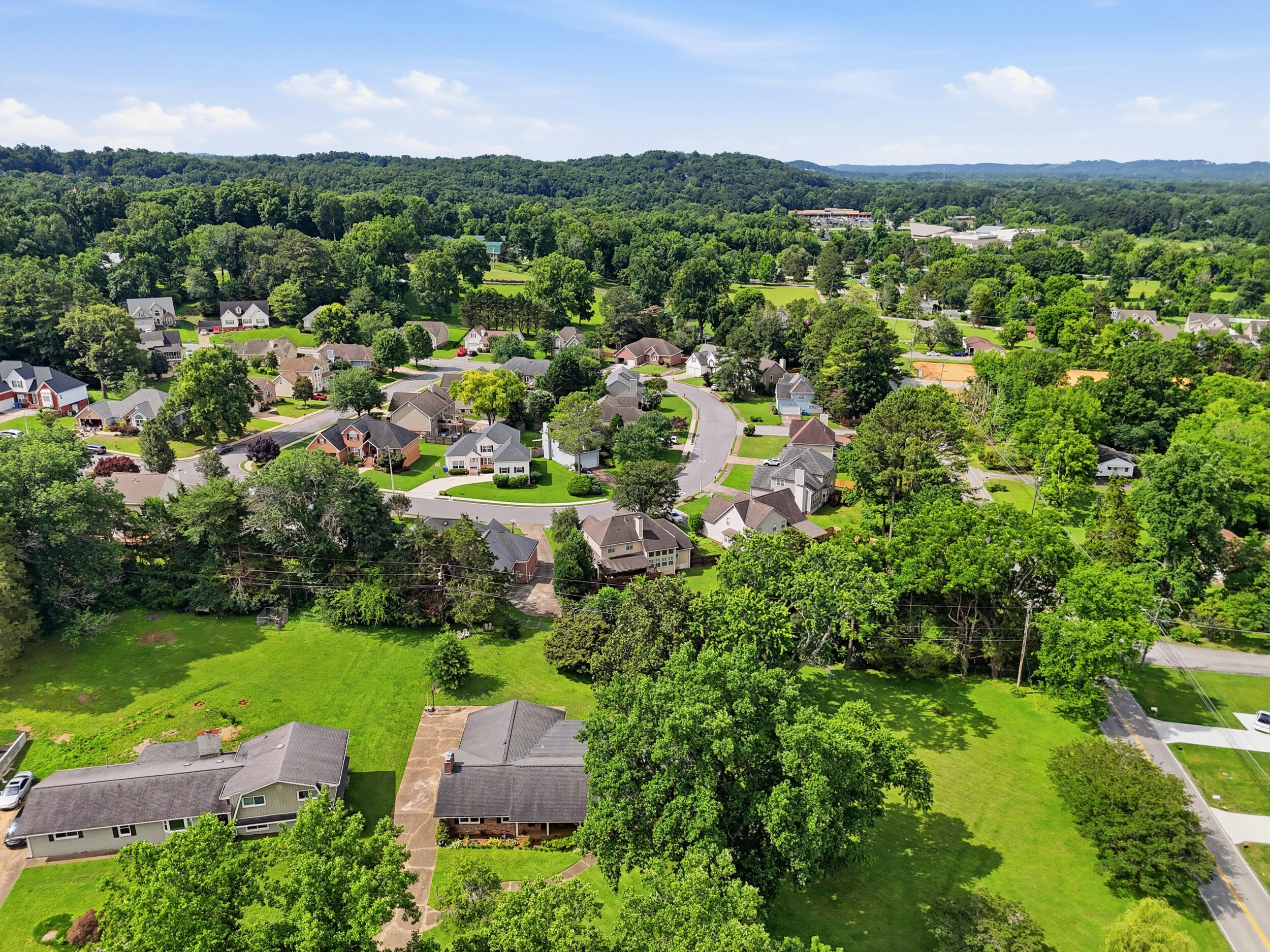 8624 Georgetown Trace Lane Chattanooga, TN 37421 - Photo 38 of 43 040_dji_20260616225656_0322_d