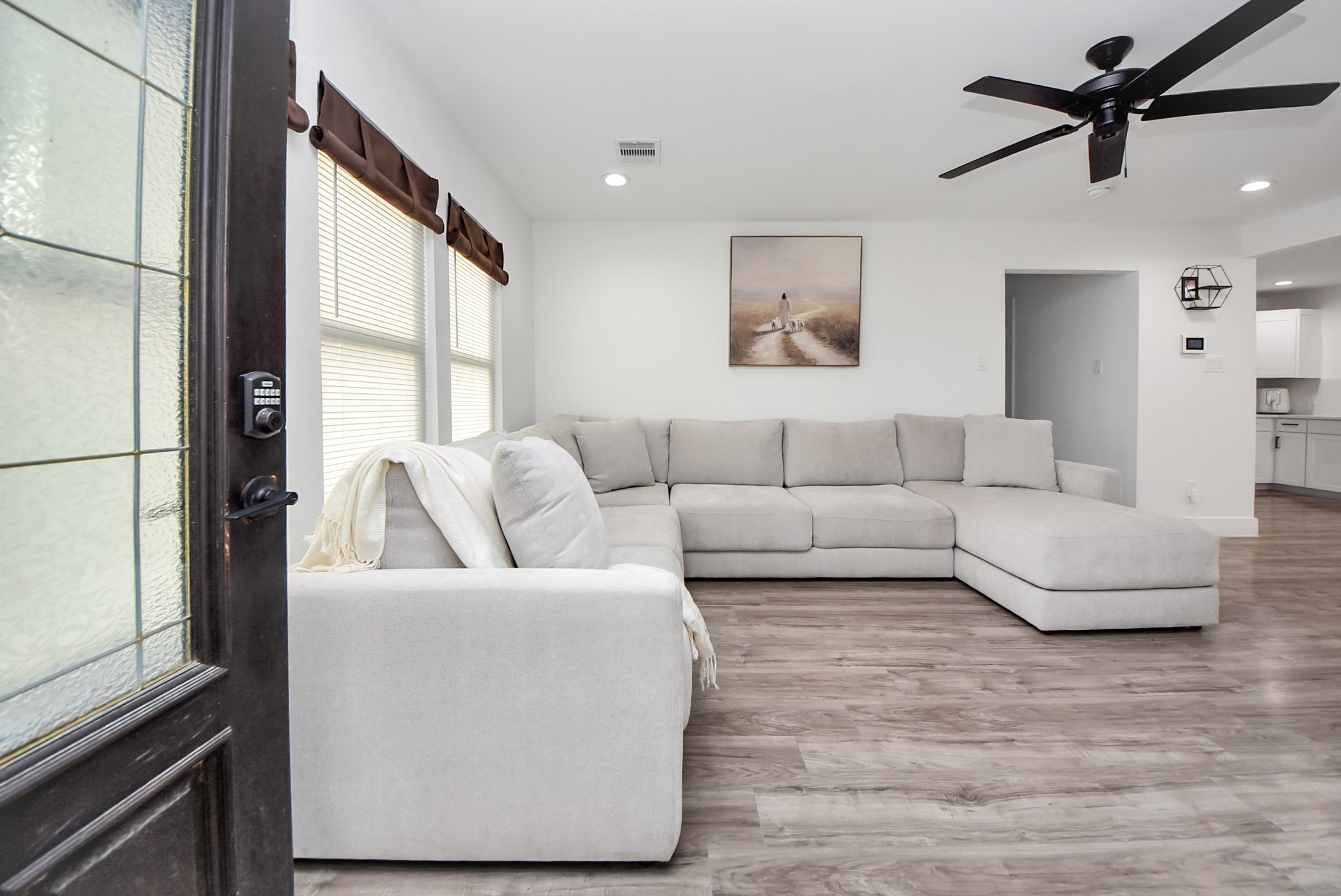 1110 Johnson Street Pasadena, TX 77506 - Photo 5 of 36