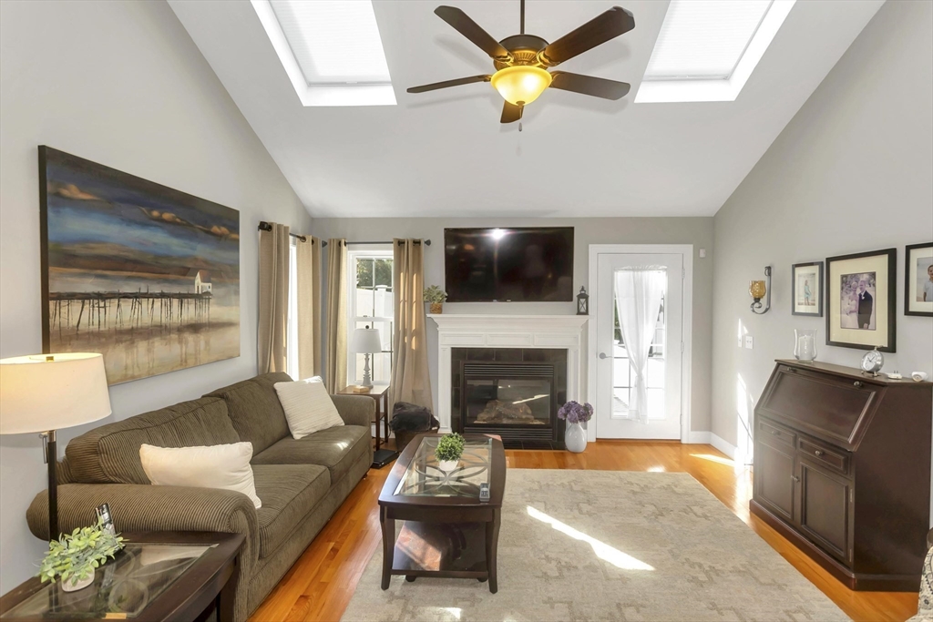 59 Beech Hill Road, Unit 59 West Springfield, MA 01089 - Photo 10 of 20