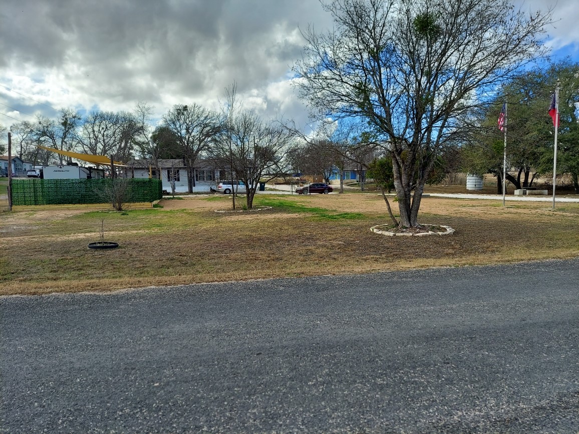 20202 McShepherd Road Georgetown, TX 78626 - Photo 1 of 40 View of yard