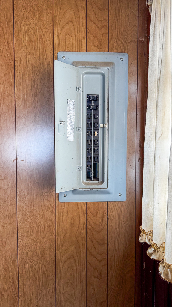 307 North Vine Street Armington, IL 61721 - Photo 8 of 21