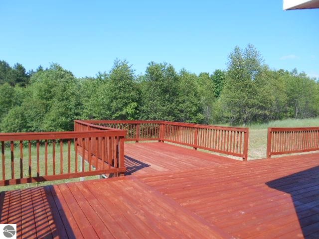 150 Colt Road Northeast Kalkaska, MI 49646 - Photo 3 of 24 1787741-2.JPG