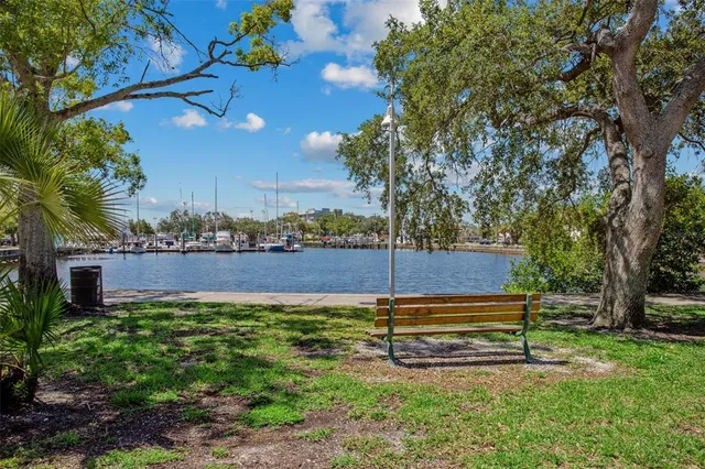 a view of a tennis court