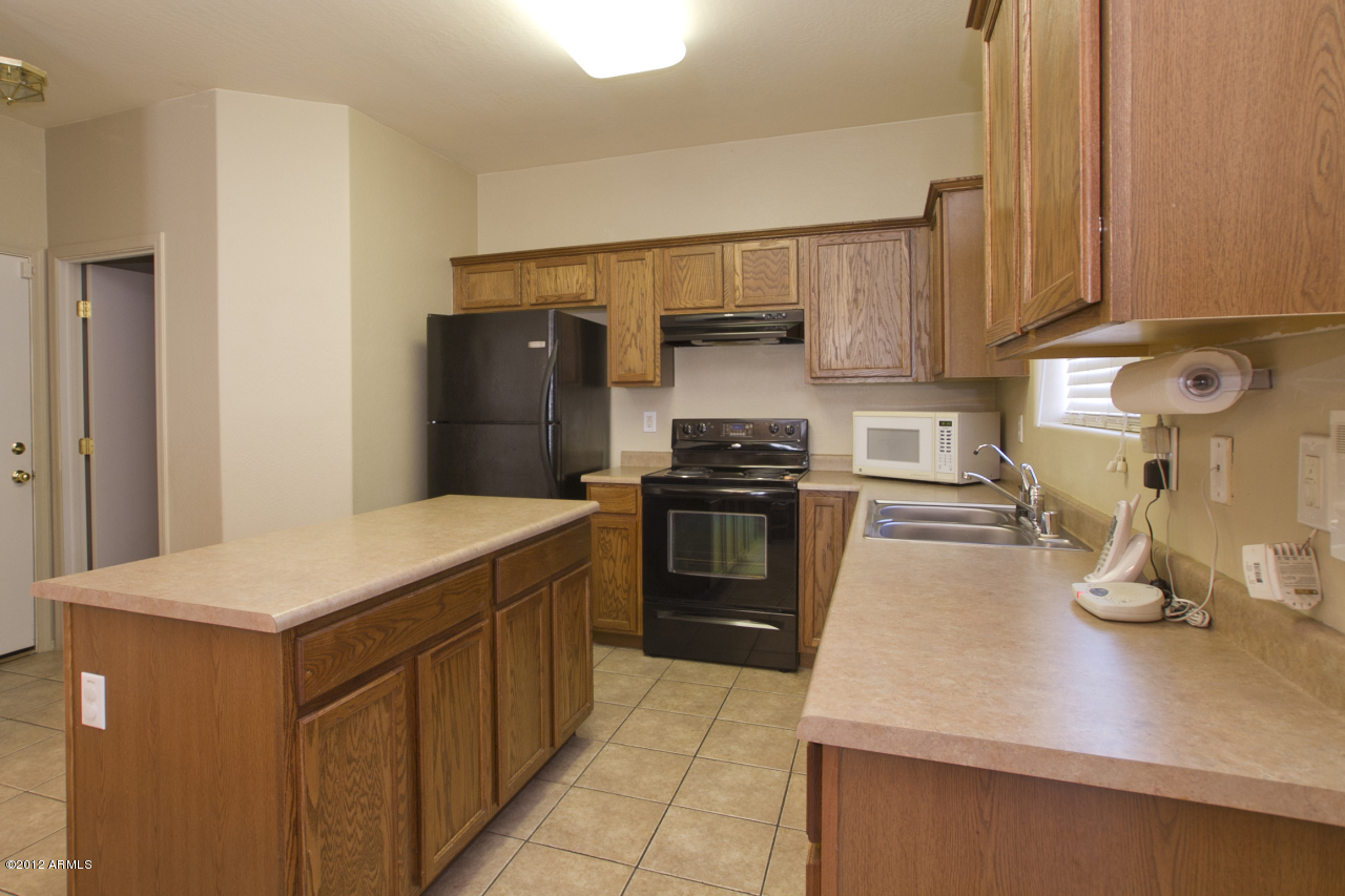 17762 West Hearn Road Surprise, AZ 85388 - Photo 3 of 17 Kitchen