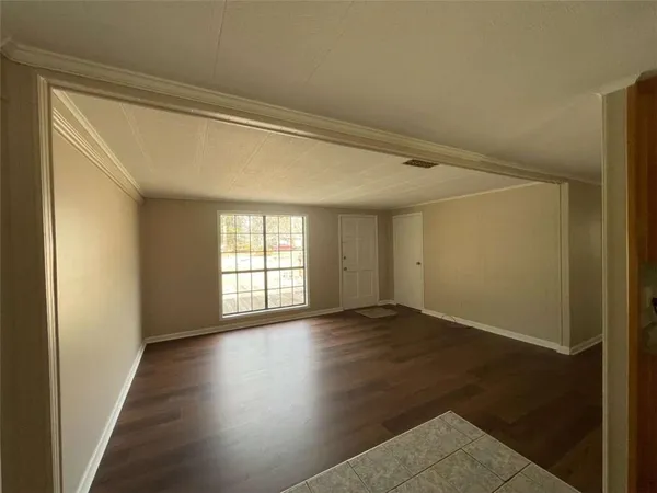 $1,375 | 693 Bluebird Drive Southeast, Conyers, GA 30094