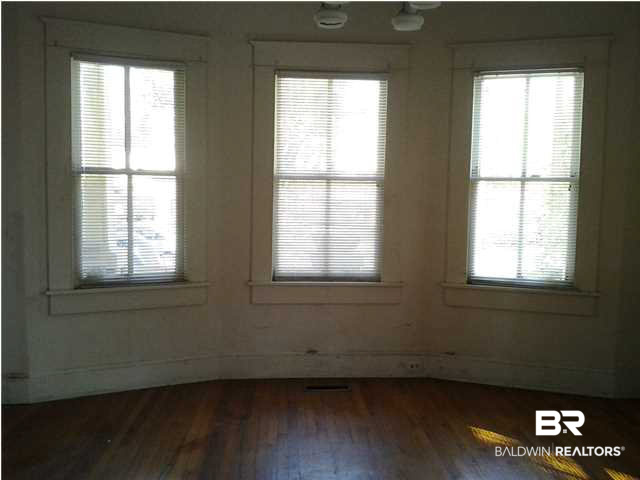 855 Savannah Street Mobile, AL 36603 - Photo 2 of 16