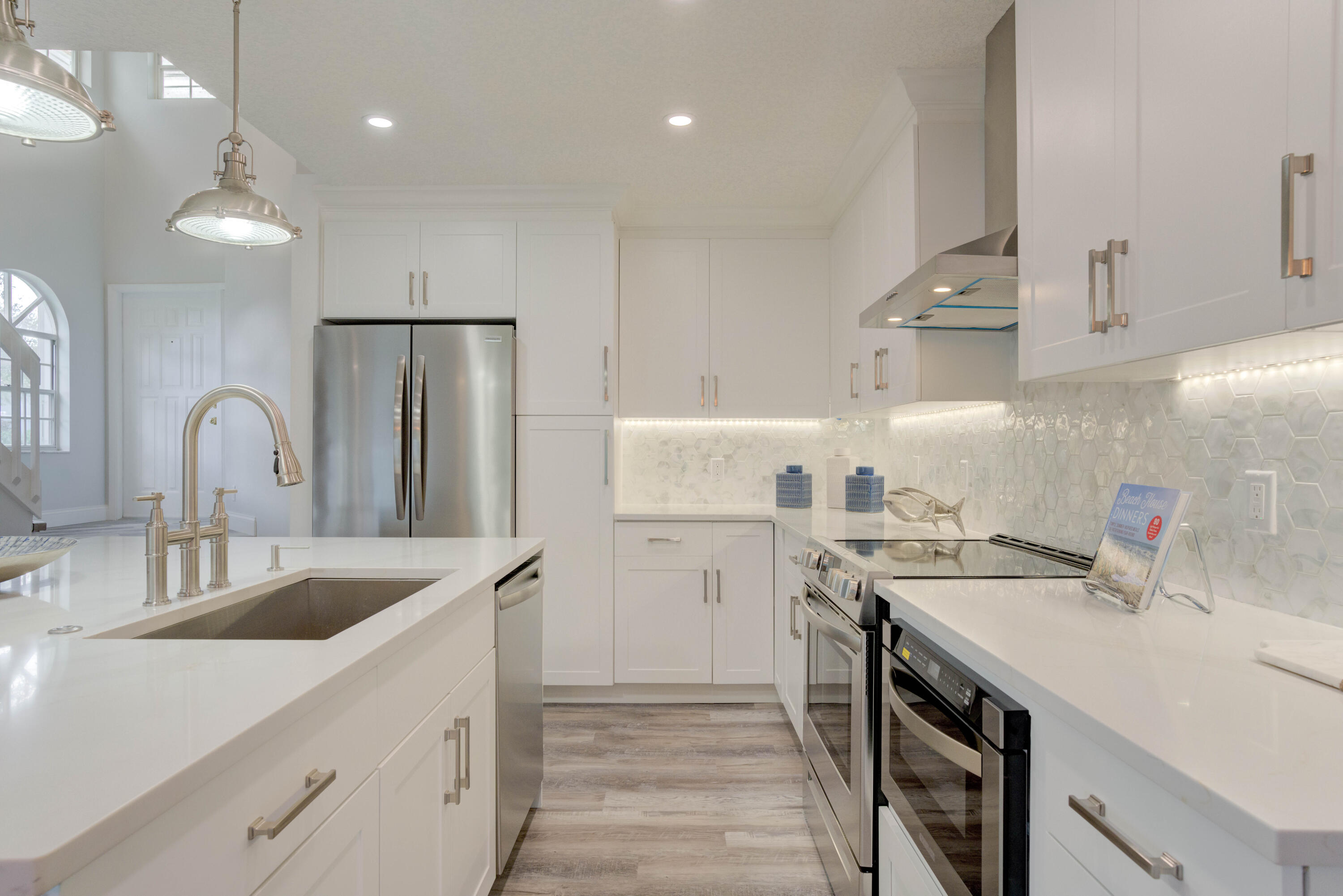 1221 Ocean Dunes Circle Jupiter, FL 33477 - Photo 8 of 42 19__mlp7797_8_9