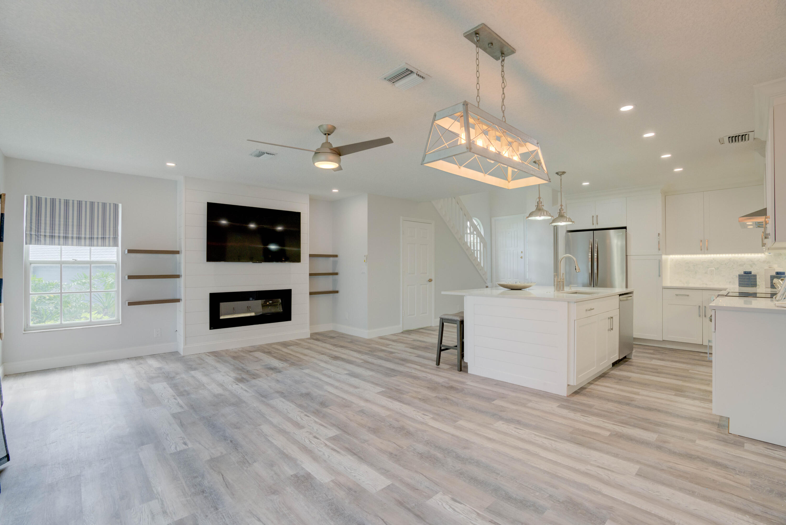 1221 Ocean Dunes Circle Jupiter, FL 33477 - Photo 9 of 42 08__mlp7747_8_9