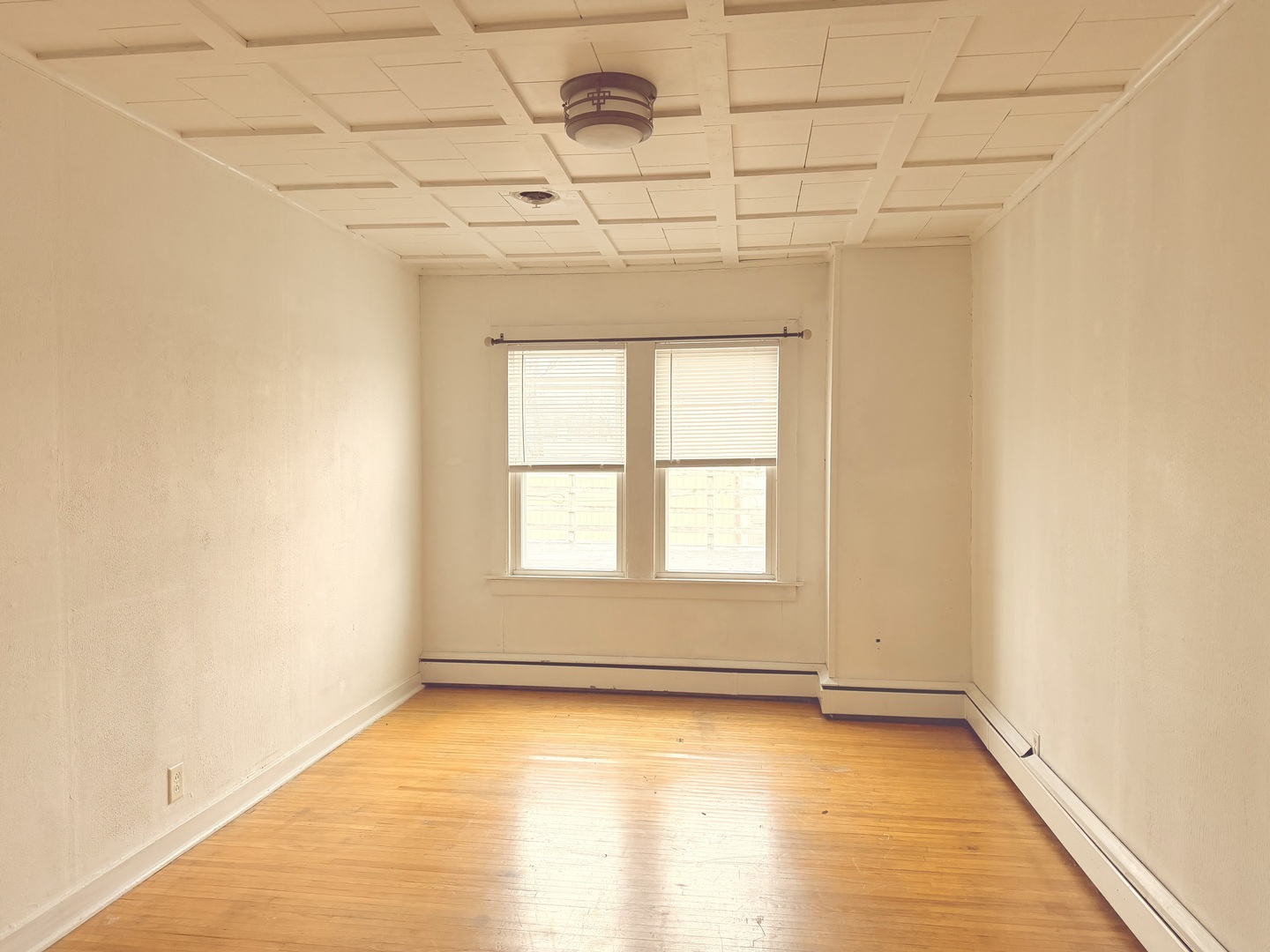134 West State Street Sycamore, IL 60178 - Photo 32 of 43 an empty room with a empty space and windows