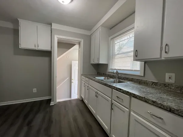 $1,525 | 18943 Greydale Avenue, Detroit, MI 48219