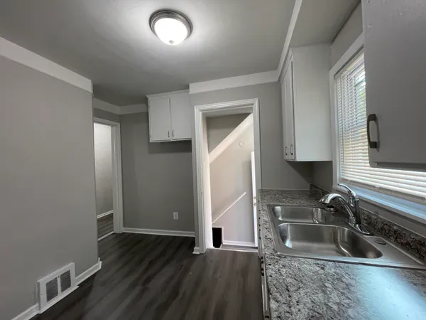 $1,525 | 18943 Greydale Avenue, Detroit, MI 48219