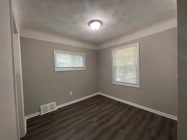 $1,525 | 18943 Greydale Avenue, Detroit, MI 48219