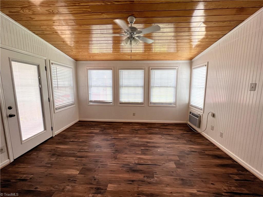 5521 Murphy Road Summerfield, NC 27358 - Photo 9 of 38 Gallery Image 9