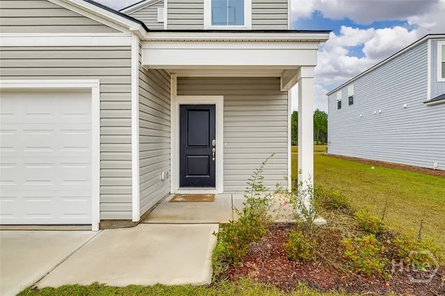 $2,900 | 108 Bottlebrush Drive, Bloomingdale, GA 31302