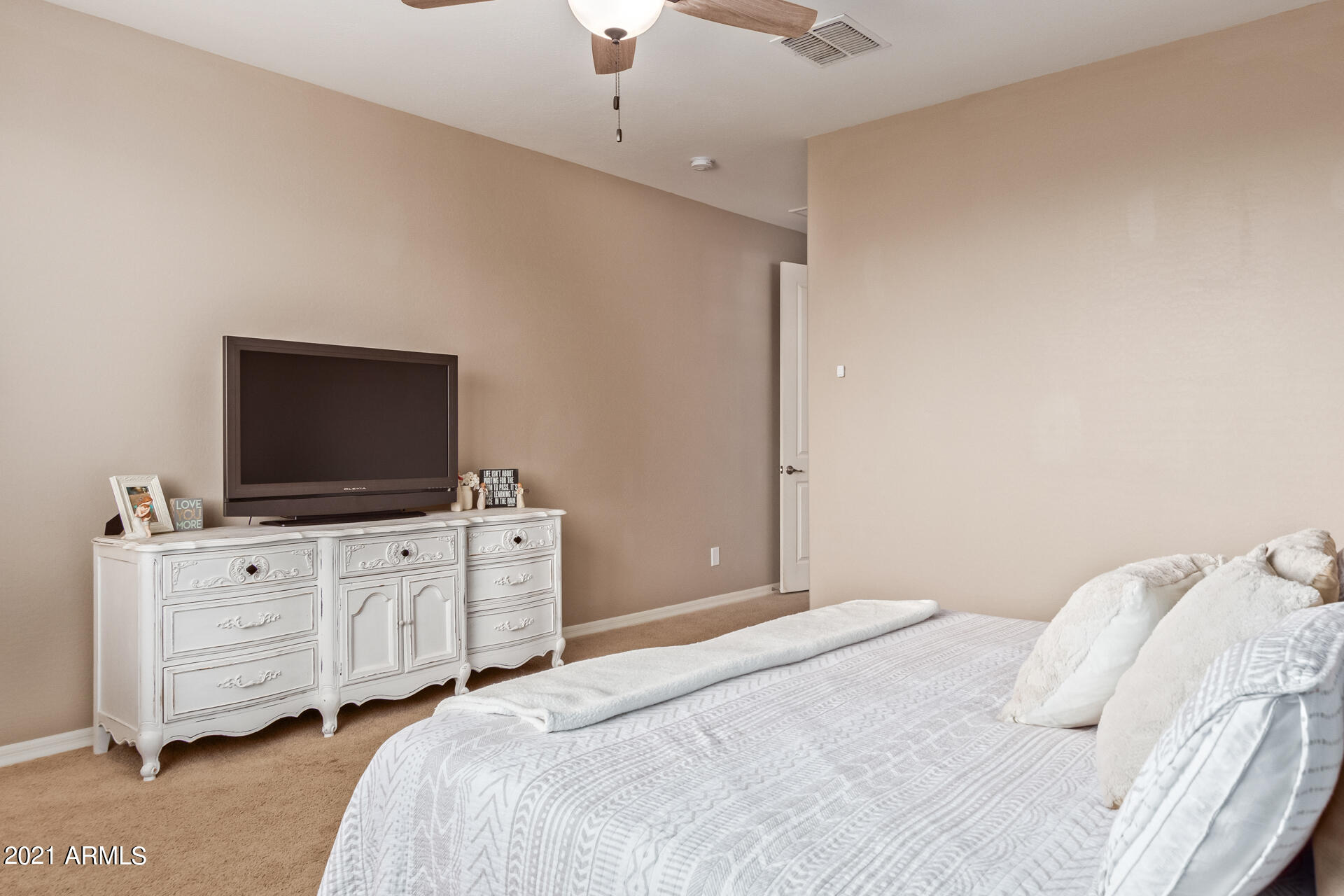 20933 West Almeria Road Buckeye, AZ 85396 - Photo 14 of 25 0015-15 - Almeria