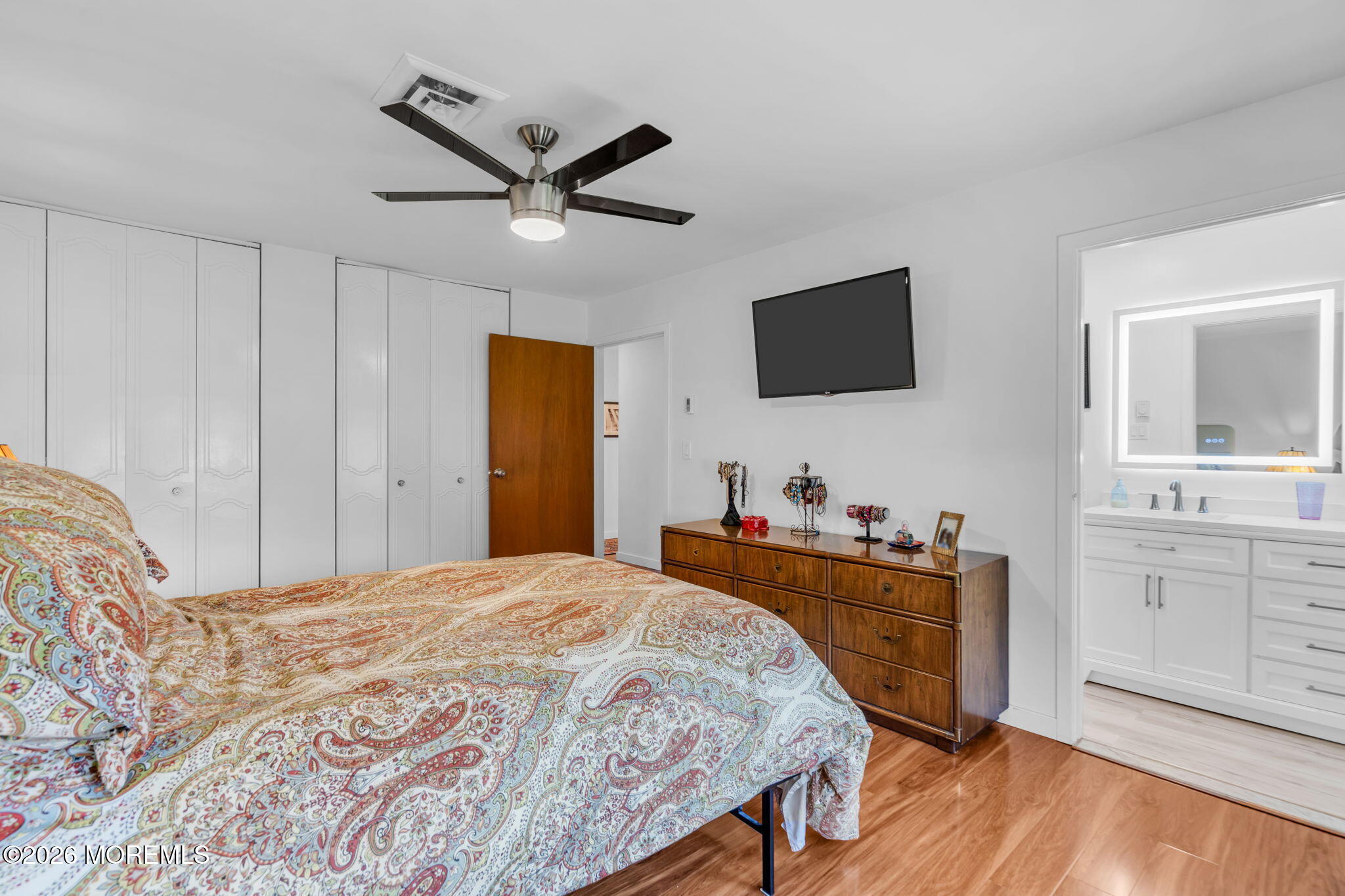 605B Lake Point Drive, Unit B Lakewood, NJ 08701 - Photo 26 of 74 26-web-or-mls-DSC08842