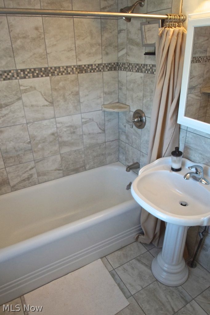 2308 Allison Road University Heights, OH 44118 - Photo 14 of 22