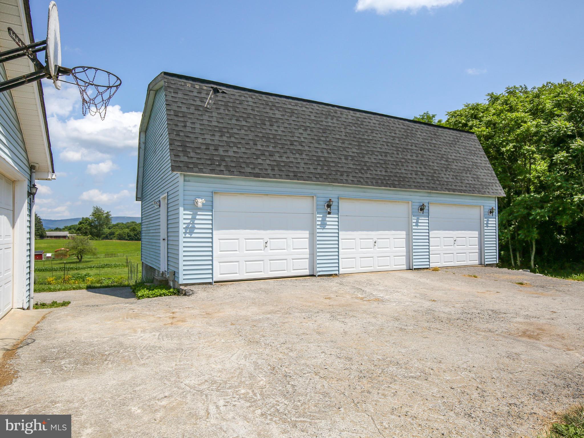 3374 Shepherds Mill Road Berryville, VA 22611 - Photo 7 of 38 Gallery Image 7