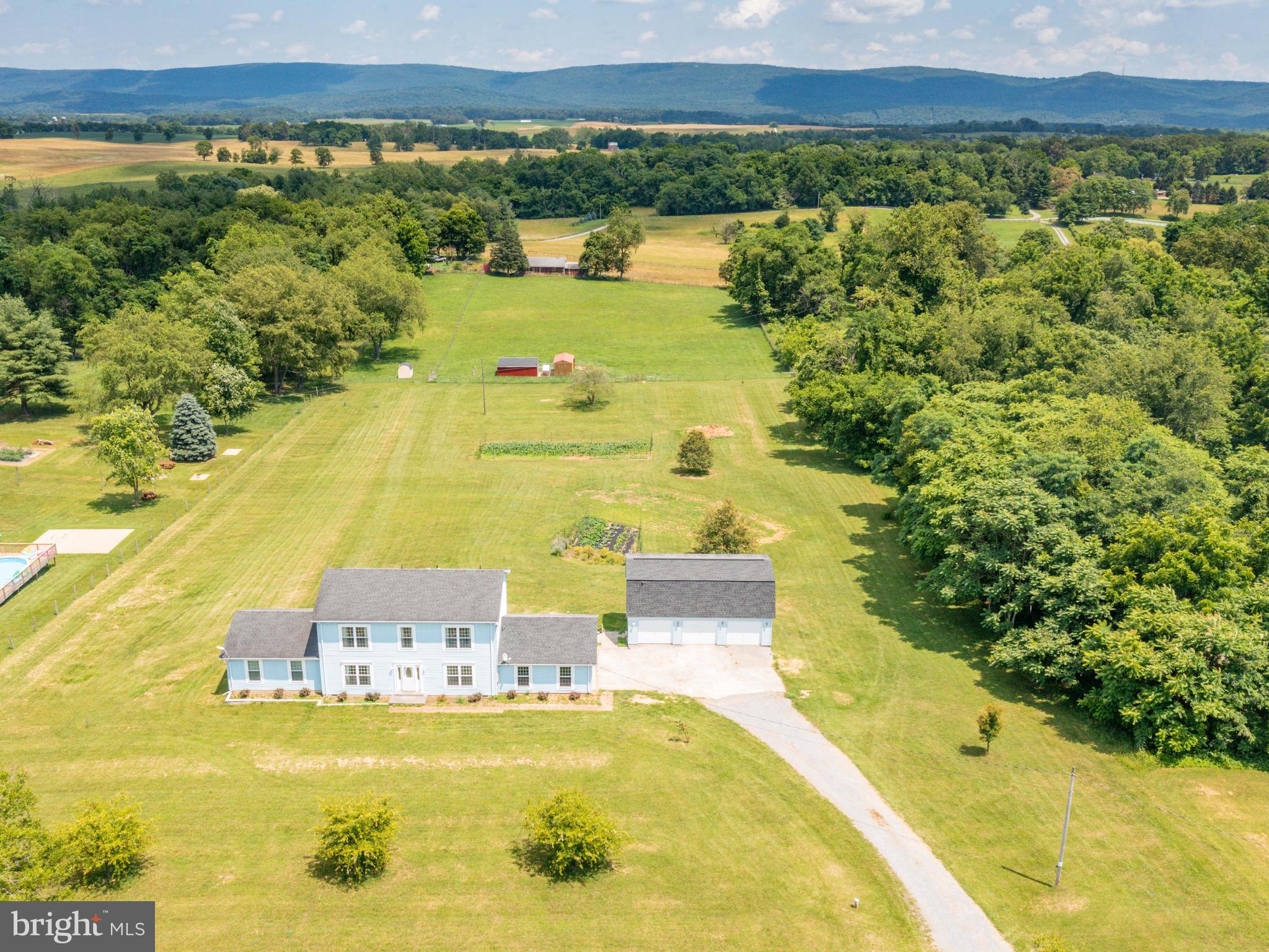3374 Shepherds Mill Road Berryville, VA 22611 - Photo 10 of 38 Gallery Image 10