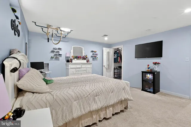 $1,200,000 | 836 Sweet Birch Drive, Middletown, DE 19709