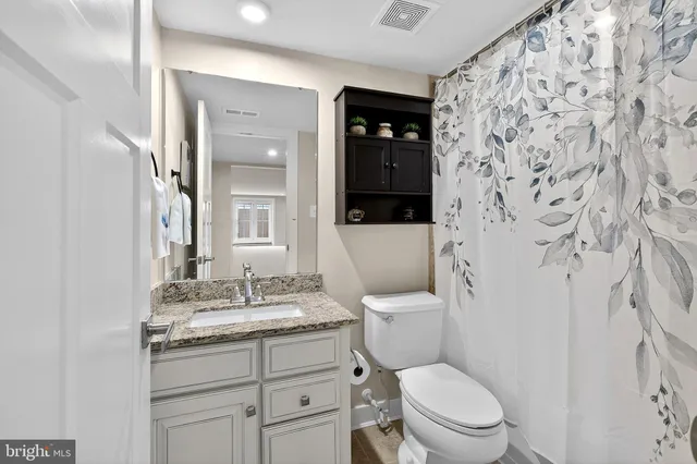 $1,200,000 | 836 Sweet Birch Drive, Middletown, DE 19709