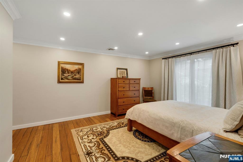 610 North Monroe Street Ridgewood, NJ 07450 - Photo 11 of 33